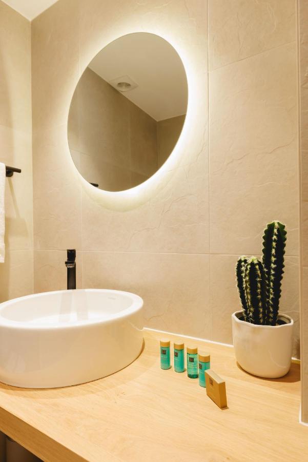 Bravissimo Cort Reial Duplex, Spacious With 3 Bedrooms Жирона Экстерьер фото