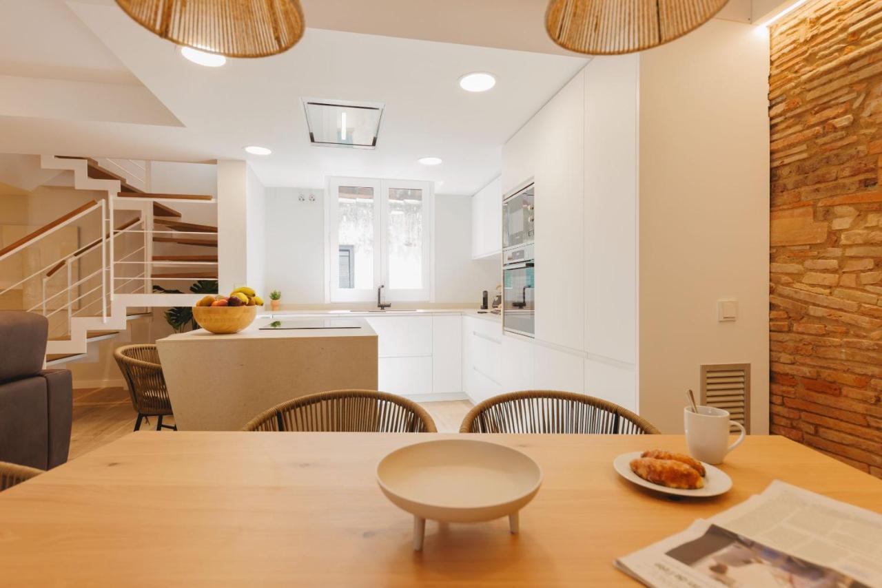 Bravissimo Cort Reial Duplex, Spacious With 3 Bedrooms Жирона Экстерьер фото
