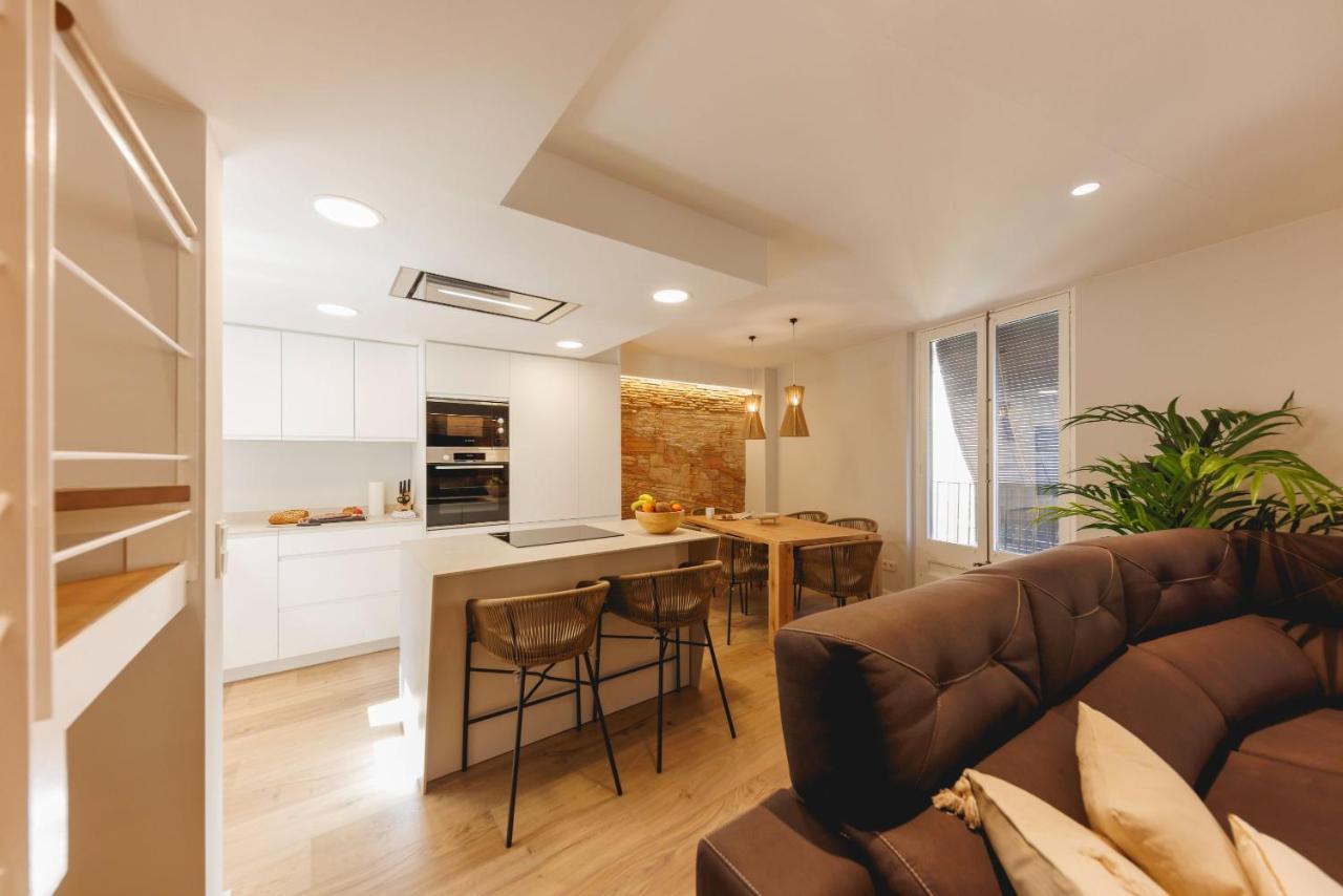 Bravissimo Cort Reial Duplex, Spacious With 3 Bedrooms Жирона Экстерьер фото