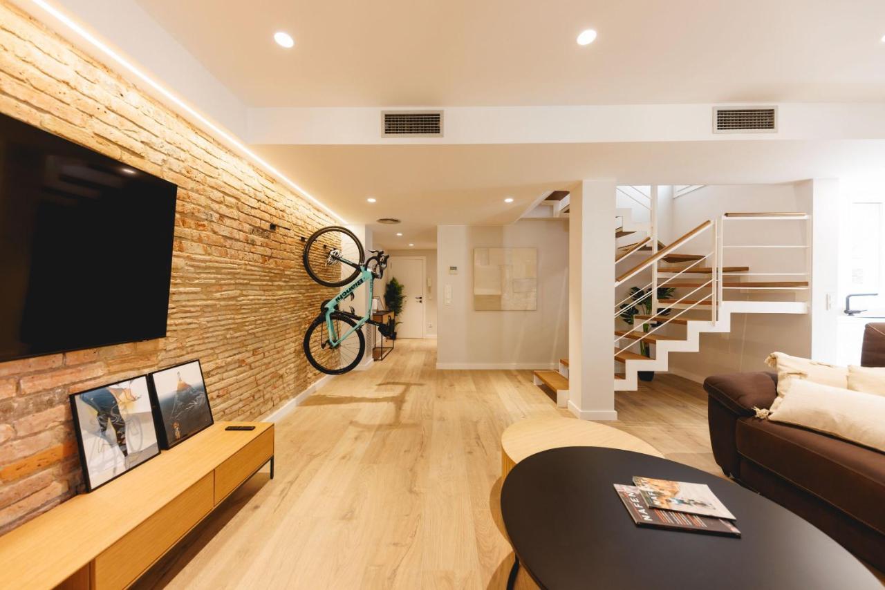 Bravissimo Cort Reial Duplex, Spacious With 3 Bedrooms Жирона Экстерьер фото