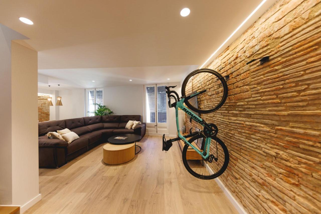 Bravissimo Cort Reial Duplex, Spacious With 3 Bedrooms Жирона Экстерьер фото