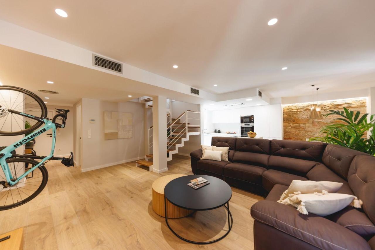 Bravissimo Cort Reial Duplex, Spacious With 3 Bedrooms Жирона Экстерьер фото