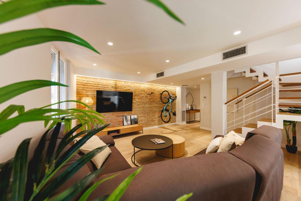 Bravissimo Cort Reial Duplex, Spacious With 3 Bedrooms Жирона Экстерьер фото
