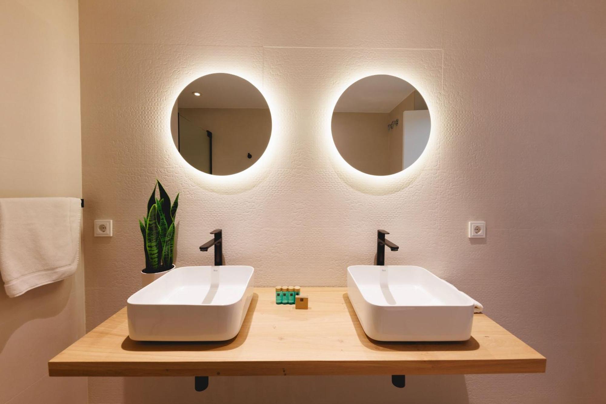 Bravissimo Cort Reial Duplex, Spacious With 3 Bedrooms Жирона Экстерьер фото